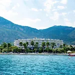 Otel Sissy Kamena Vourla