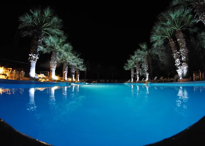 Sissy 3* קמנה וורלה