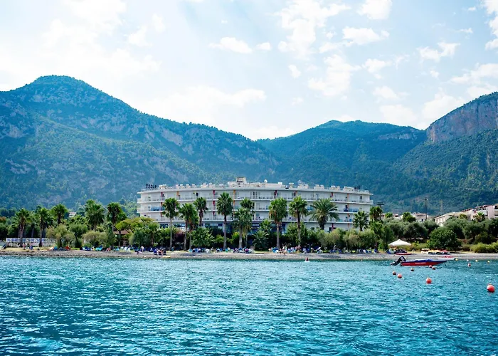 מלון Sissy קמנה וורלה